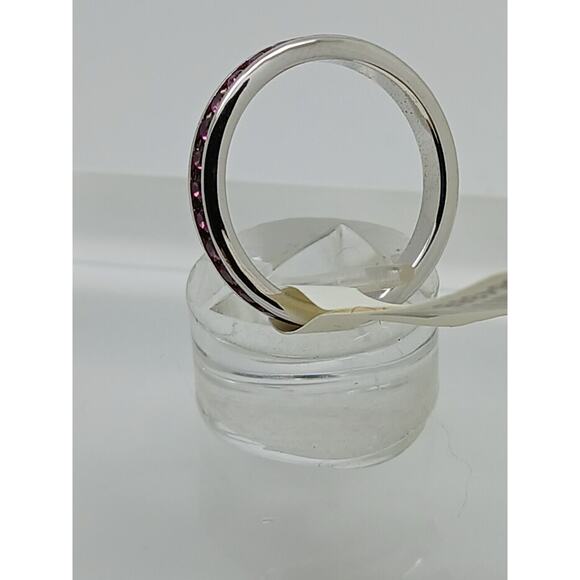 Vintage Ruby Red Crystal Band Eternity Anniversary Ring Size 7 New With Tag - Picture 5 of 5